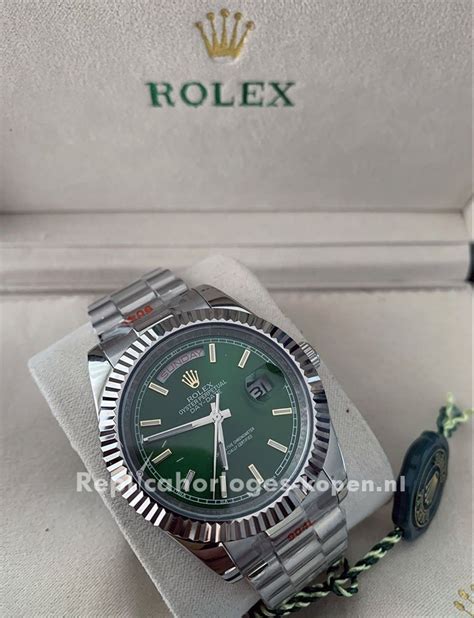 horloge groene wijzerplaat rolex|Iconische Groene Wijzerplaten in Rolex Horloges: Een Gids voor .